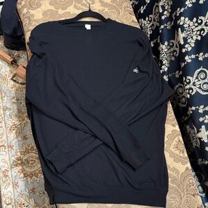 ALO Yoga women’s  Dark Crewneck Sweater